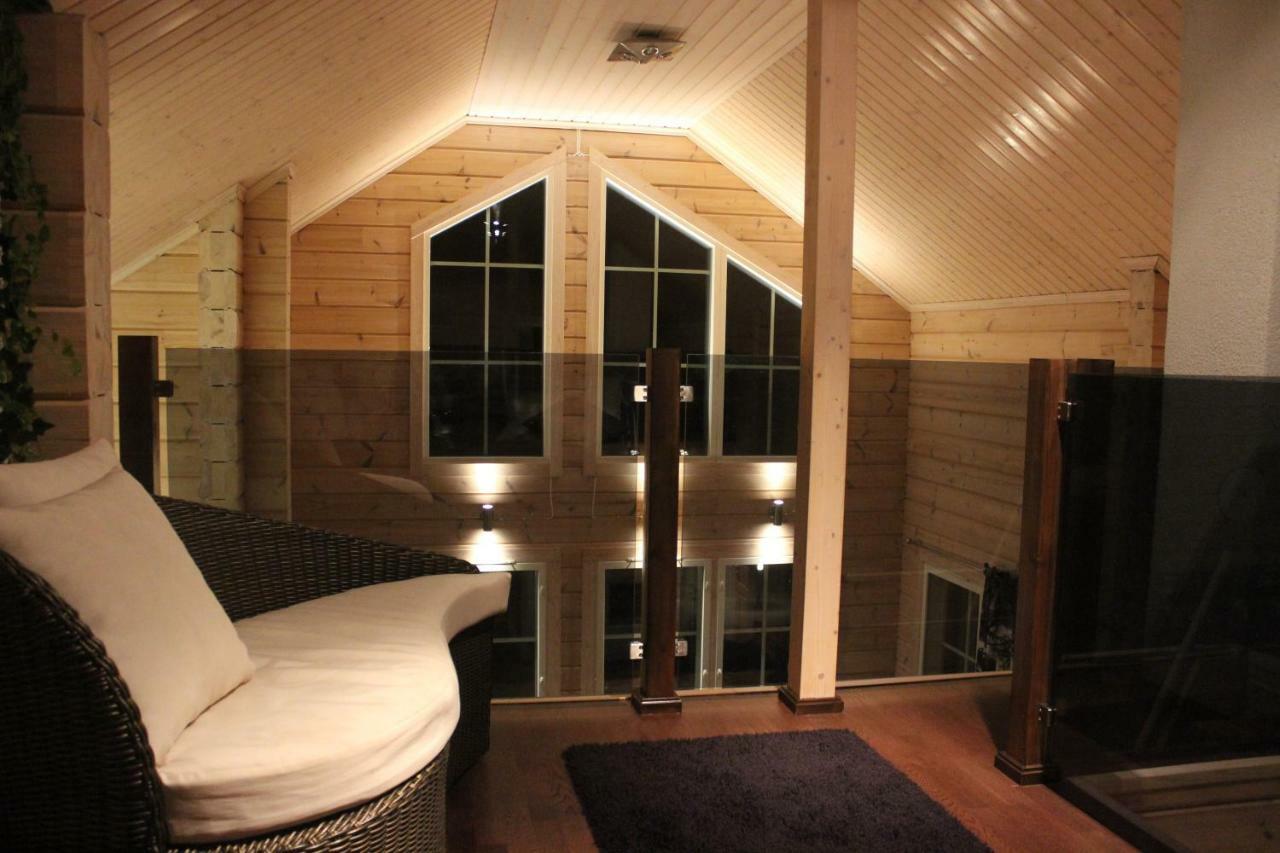 Villa Huilinki رانوا المظهر الخارجي الصورة